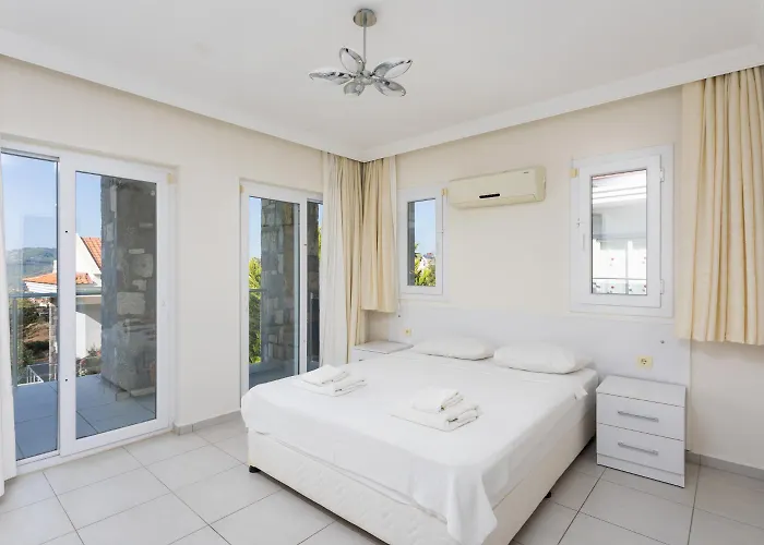 Golden Heights 5 Vilă