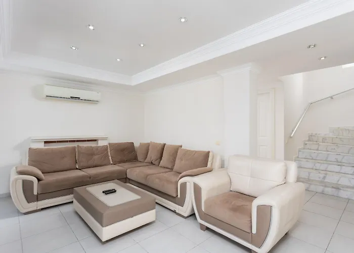 Vilă Golden Heights 5 *